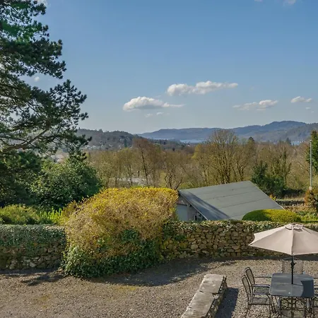 Feriehus Orrest Head